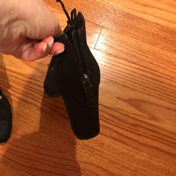 Franco Sarto Shoes - Picture 3 of 5